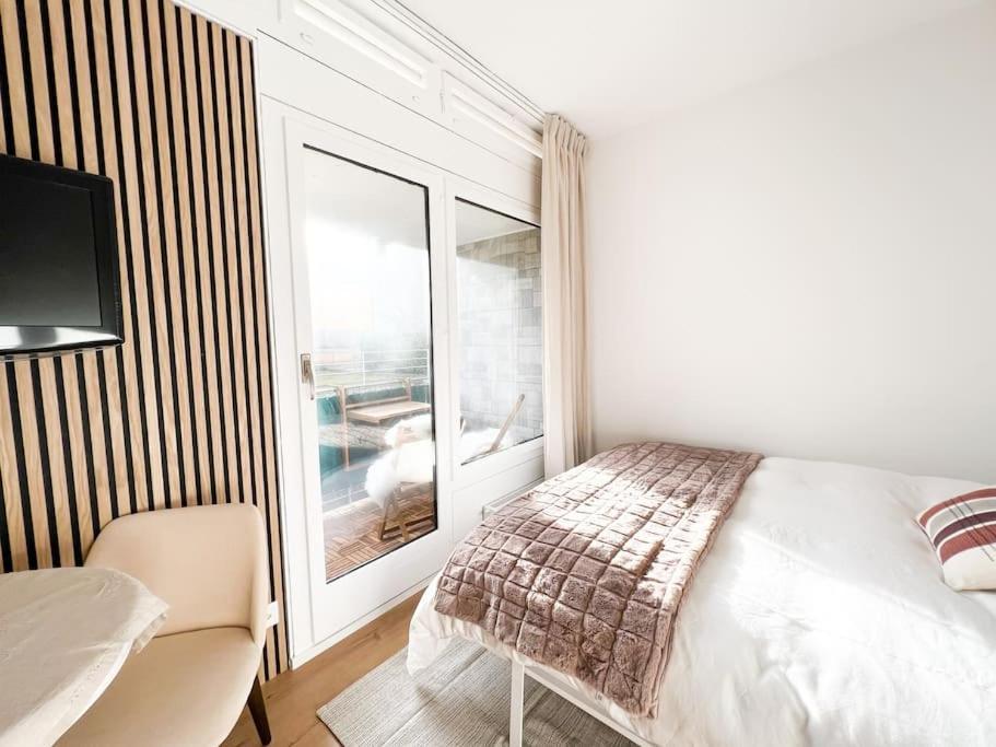 Bright Tiny Studio - Shared Pool & Sauna - Free Parking - Air Condition Muralto Экстерьер фото